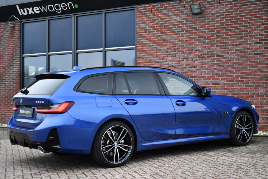 BMW 3 Serie Touring 330e M-Sport Pano ACC Trekhaak HiFi 19inch