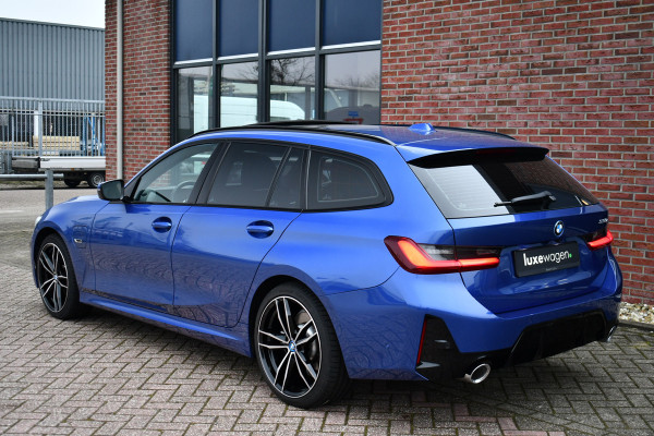 BMW 3 Serie Touring 330e M-Sport Pano ACC Trekhaak HiFi 19inch