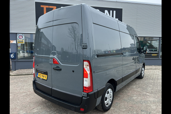 Renault Master T35 2.3 dCi 135 L2H2 Inrichting/Nieuwstaat!