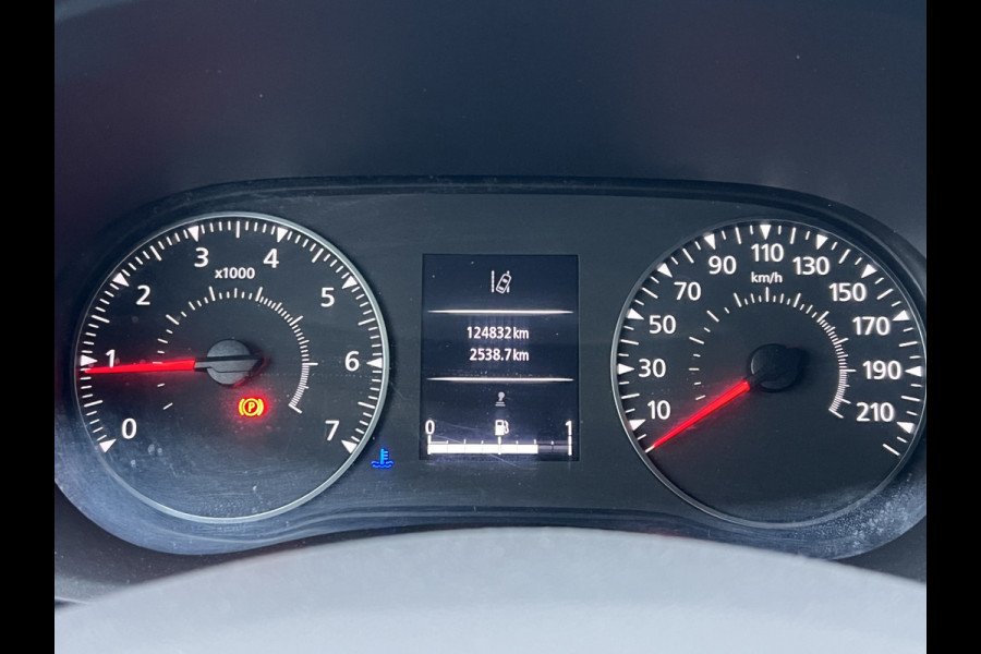 Renault Master T35 2.3 dCi 135 L2H2 Inrichting/Nieuwstaat!