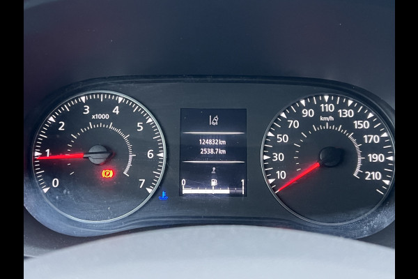 Renault Master T35 2.3 dCi 135 L2H2 Inrichting/Nieuwstaat!