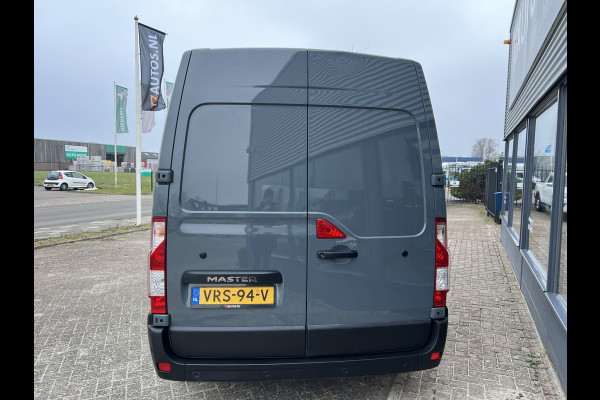 Renault Master T35 2.3 dCi 135 L2H2 Inrichting/Nieuwstaat!