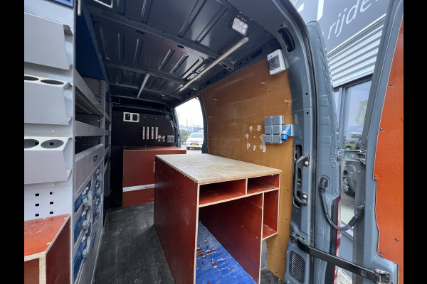 Renault Master T35 2.3 dCi 135 L2H2 Inrichting/Nieuwstaat!