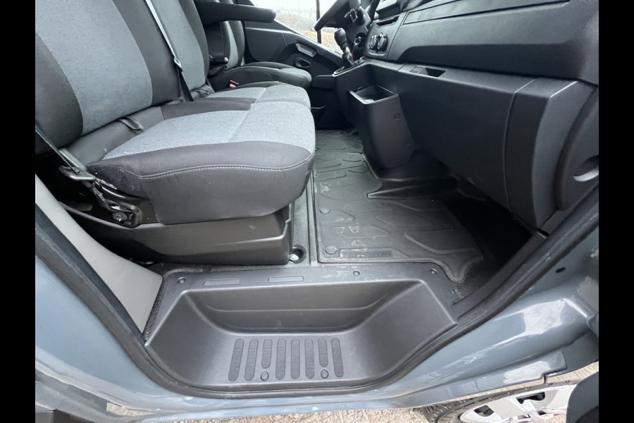 Renault Master T35 2.3 dCi 135 L2H2 Inrichting/Nieuwstaat!