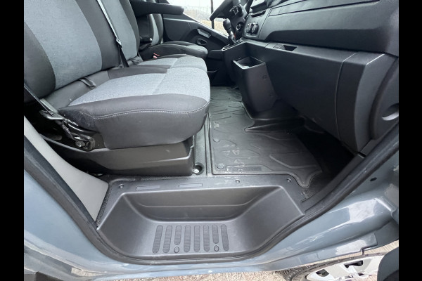 Renault Master T35 2.3 dCi 135 L2H2 Inrichting/Nieuwstaat!