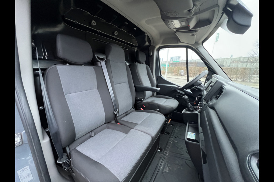 Renault Master T35 2.3 dCi 135 L2H2 Inrichting/Nieuwstaat!