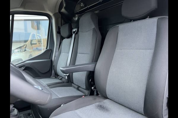 Renault Master T35 2.3 dCi 135 L2H2 Inrichting/Nieuwstaat!