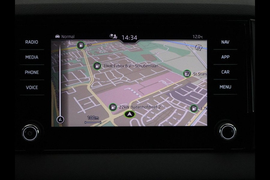 Škoda Karoq 1.5 TSI ACT Sportline Business Automaat | Navigatie | 1e eigenaar | Trekhaak |