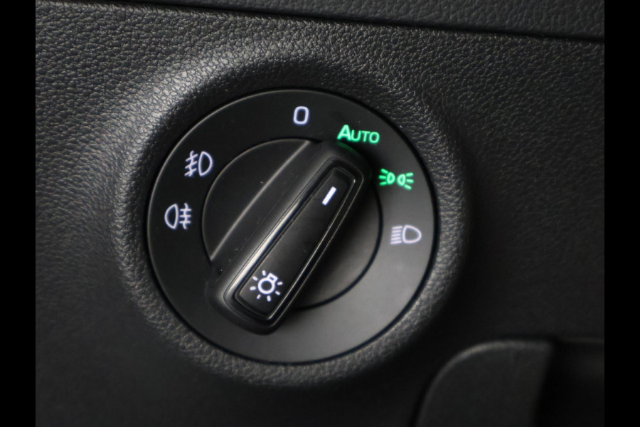 Škoda Karoq 1.5 TSI ACT Sportline Business Automaat | Navigatie | 1e eigenaar | Trekhaak |