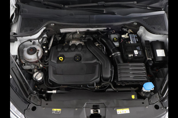 Škoda Karoq 1.5 TSI ACT Sportline Business Automaat | Navigatie | 1e eigenaar | Trekhaak |