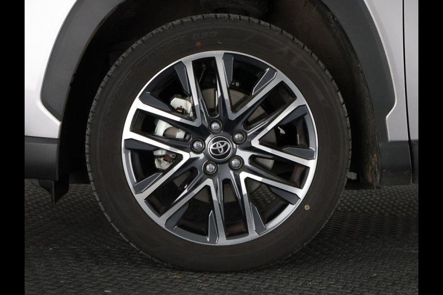 Toyota Corolla Cross Hybrid 140 Dynamic | Stuur-/ & Stoelverwarming | Parkeersensoren | Dodehoek detectie | Elektrische kofferbak