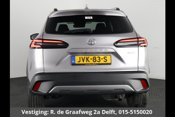 Toyota Corolla Cross Hybrid 140 Dynamic | Stuur-/ & Stoelverwarming | Parkeersensoren | Dodehoek detectie | Elektrische kofferbak
