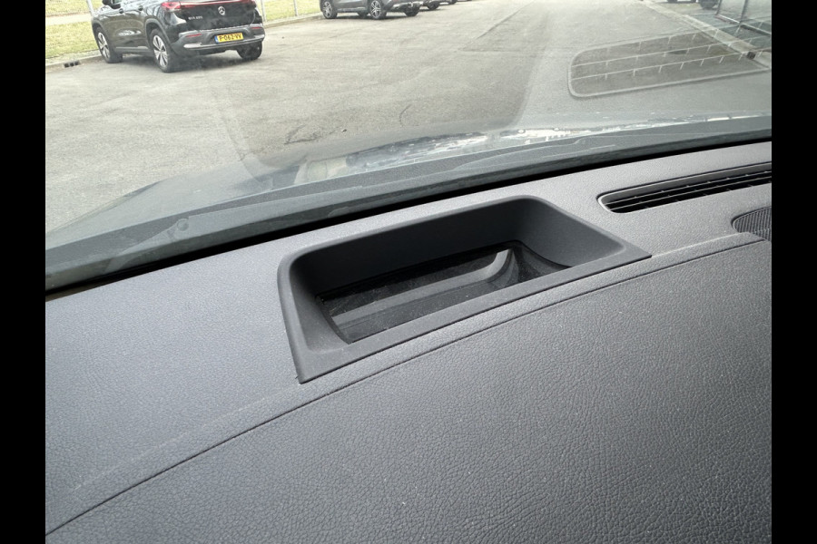 Mercedes-Benz B-Klasse 250e AMG // Distronic // 360 Camera // Memory // Burmester // Headup // Keyless // MultiBeam LED // Augmented Reality