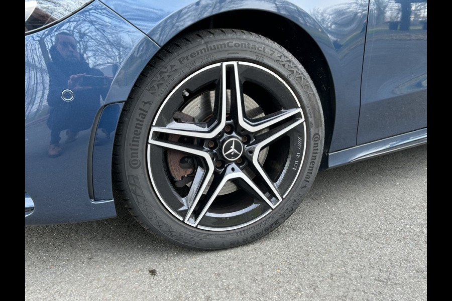 Mercedes-Benz B-Klasse 250e AMG // Distronic // 360 Camera // Memory // Burmester // Headup // Keyless // MultiBeam LED // Augmented Reality