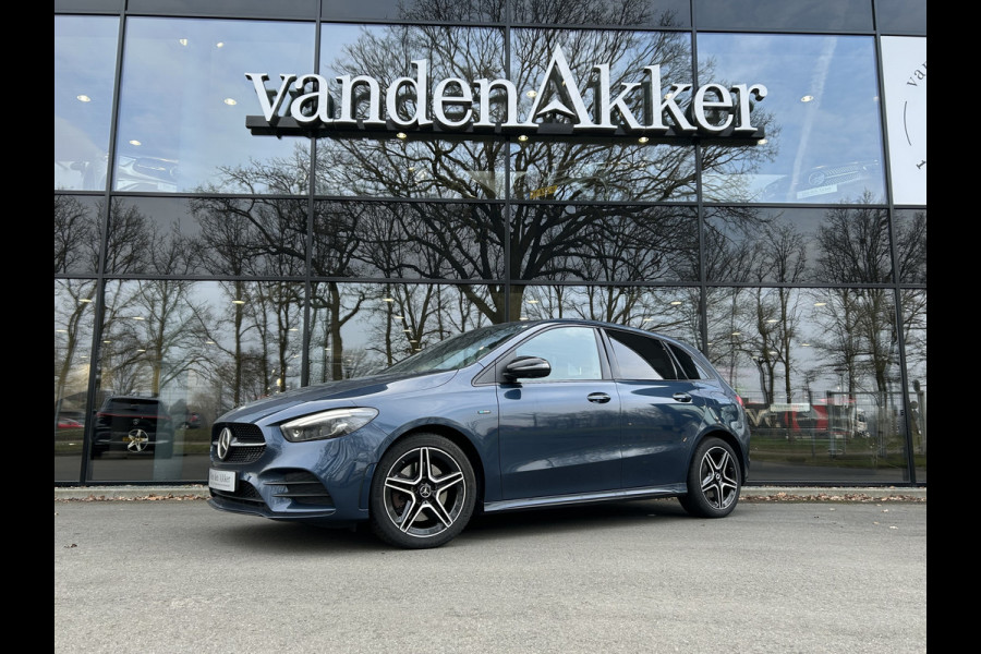 Mercedes-Benz B-Klasse 250e AMG // Distronic // 360 Camera // Memory // Burmester // Headup // Keyless // MultiBeam LED // Augmented Reality