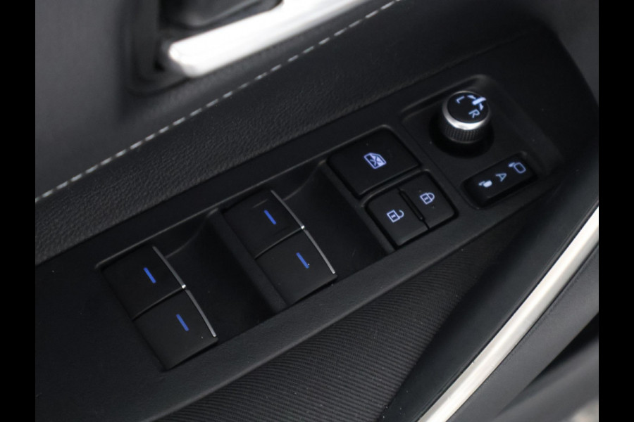 Toyota Corolla Touring Sports 1.8 Hybrid First Edition | Apple Carplay & AndroidAUTO | 1e eigenaar | Camera |