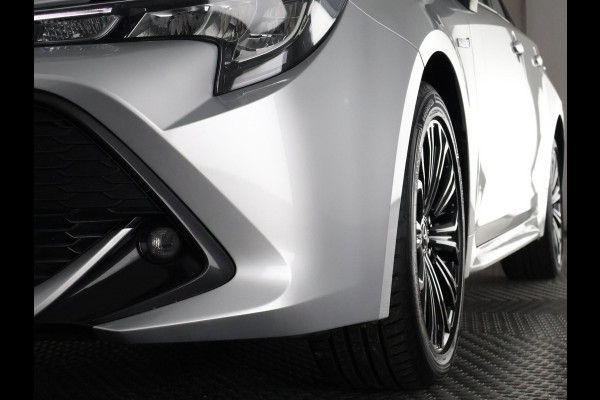 Toyota Corolla Touring Sports 1.8 Hybrid First Edition | Apple Carplay & AndroidAUTO | 1e eigenaar | Camera |