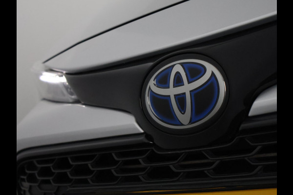Toyota Corolla Touring Sports 1.8 Hybrid First Edition | Apple Carplay & AndroidAUTO | 1e eigenaar | Camera |