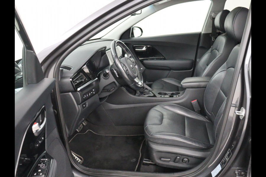 Kia Niro 1.6 GDi Hybrid ExecutiveLine | Schuifdak | Stoelventilatie | Leder | Trekhaak | JBL Sound | Camera | Carplay | Adaptive cruise