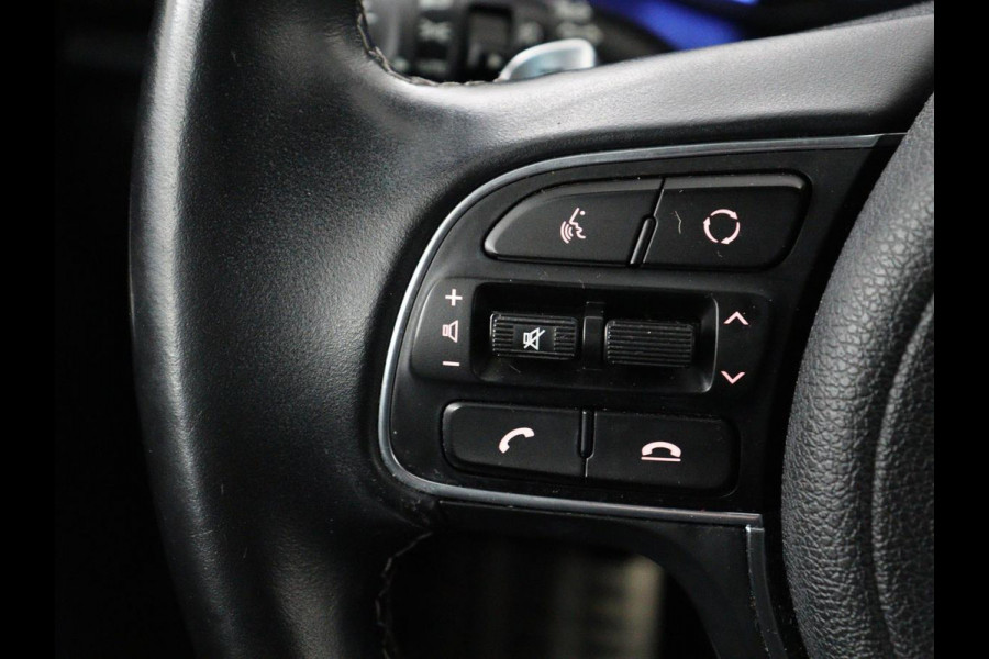 Kia Niro 1.6 GDi Hybrid ExecutiveLine | Schuifdak | Stoelventilatie | Leder | Trekhaak | JBL Sound | Camera | Carplay | Adaptive cruise