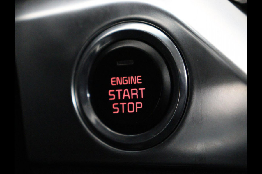 Kia Niro 1.6 GDi Hybrid ExecutiveLine | Schuifdak | Stoelventilatie | Leder | Trekhaak | JBL Sound | Camera | Carplay | Adaptive cruise