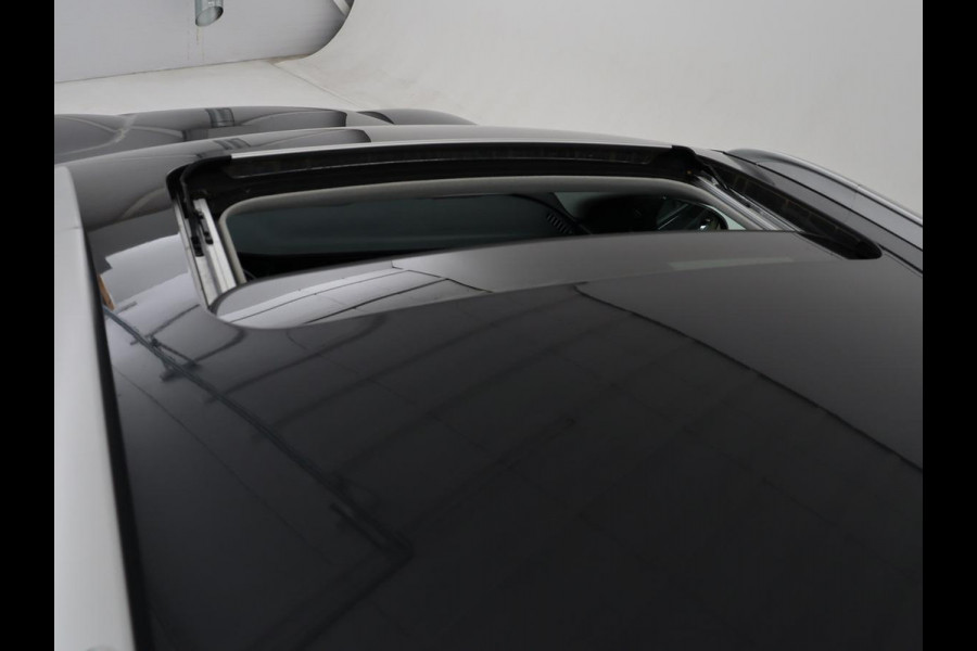 Kia Niro 1.6 GDi Hybrid ExecutiveLine | Schuifdak | Stoelventilatie | Leder | Trekhaak | JBL Sound | Camera | Carplay | Adaptive cruise