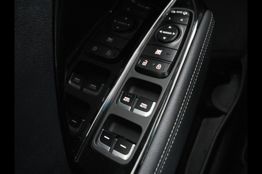 Kia Niro 1.6 GDi Hybrid ExecutiveLine | Schuifdak | Stoelventilatie | Leder | Trekhaak | JBL Sound | Camera | Carplay | Adaptive cruise