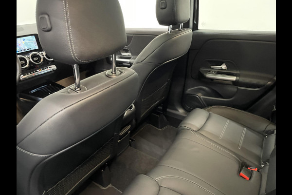 Mercedes-Benz GLA 250 e AMG Line PHEV Automaat | Panorama dak | 360 Camera | Adaptieve Led | Leder Interieur | elektrische Achterklep | Carplay/Android Auto | Navigatie