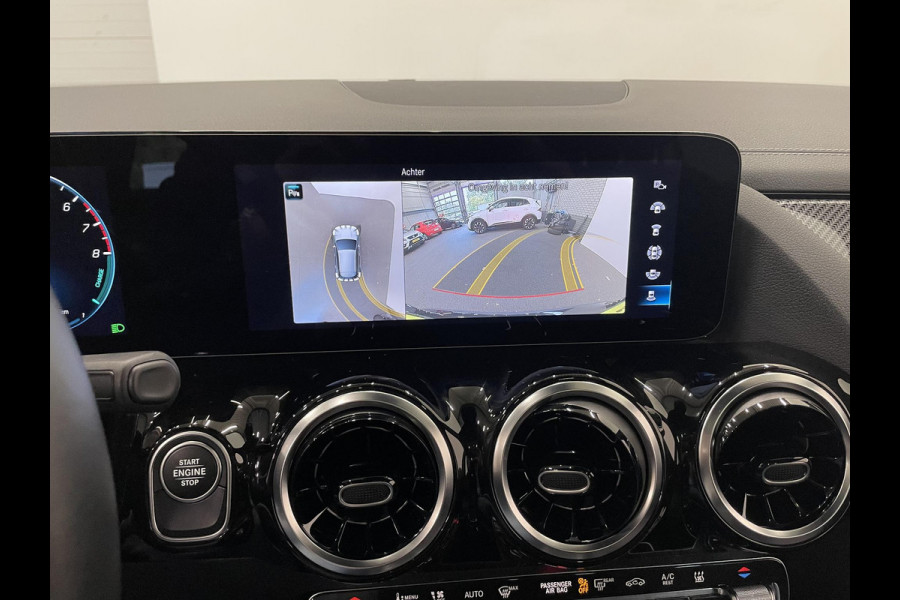Mercedes-Benz GLA 250 e AMG Line PHEV Automaat | Panorama dak | 360 Camera | Adaptieve Led | Leder Interieur | elektrische Achterklep | Carplay/Android Auto | Navigatie