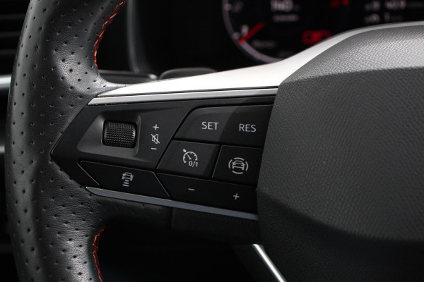 Seat Leon ST 1.5 TSI 150pk Automaat ST FR Navigatie Adaptive Cruise Control Lane Assist Stoel/Stuurverwarming Keyless Go