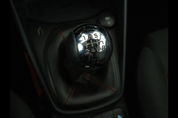 Ford Fiesta 1.0 EcoBoost ST-Line X | Adaptive cruise | Camera | Carplay | Navigatie | B&O Sound | Climate control | Bluetooth | Side Assist | Parkeerhulp