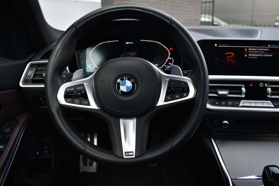 BMW 3 Serie Touring 330e Plugin Hybrid 292PK Aut. M-Sport | Panodak | Dravitgrau Individual | Trekhaak | Leder | Incl. garantie