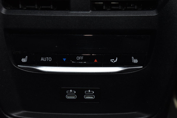 BMW 3 Serie Touring 330e Plugin Hybrid 292PK Aut. M-Sport | Panodak | Dravitgrau Individual | Trekhaak | Leder | Incl. garantie