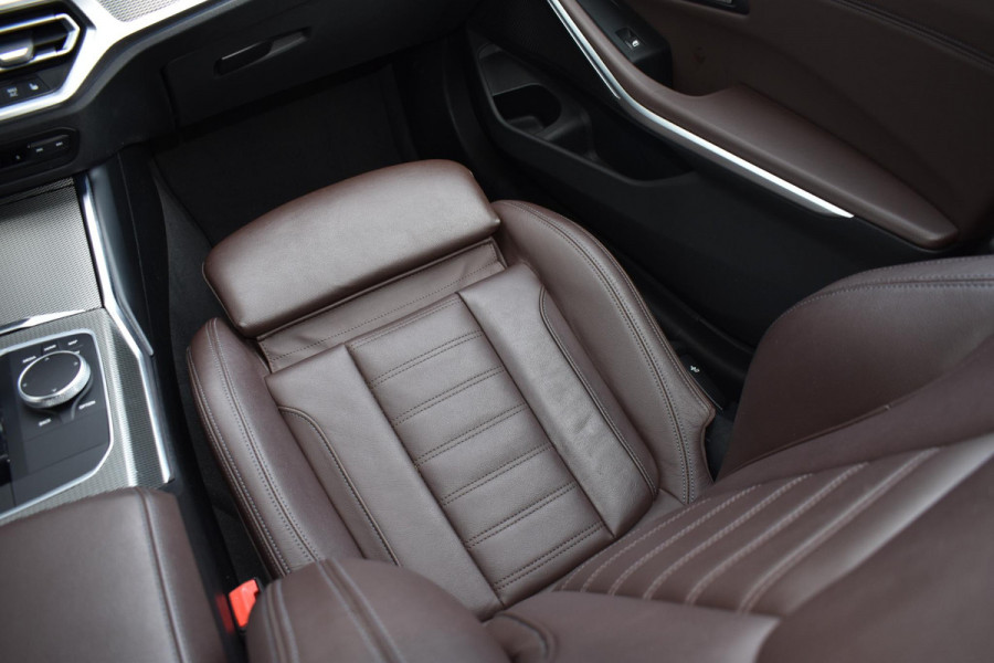 BMW 3 Serie Touring 330e Plugin Hybrid 292PK Aut. M-Sport | Panodak | Dravitgrau Individual | Trekhaak | Leder | Incl. garantie