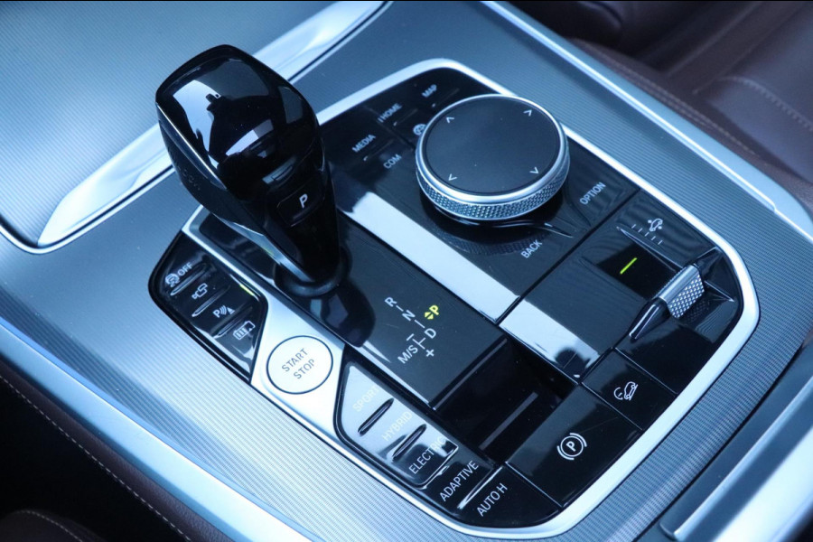 BMW X5 BMW X5 XDrive45e High Executive | M-Pakket | Pano | HUD | VOL!