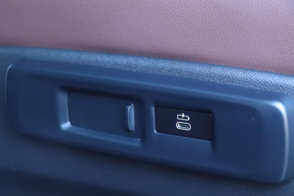 BMW X5 BMW X5 XDrive45e High Executive | M-Pakket | Pano | HUD | VOL!