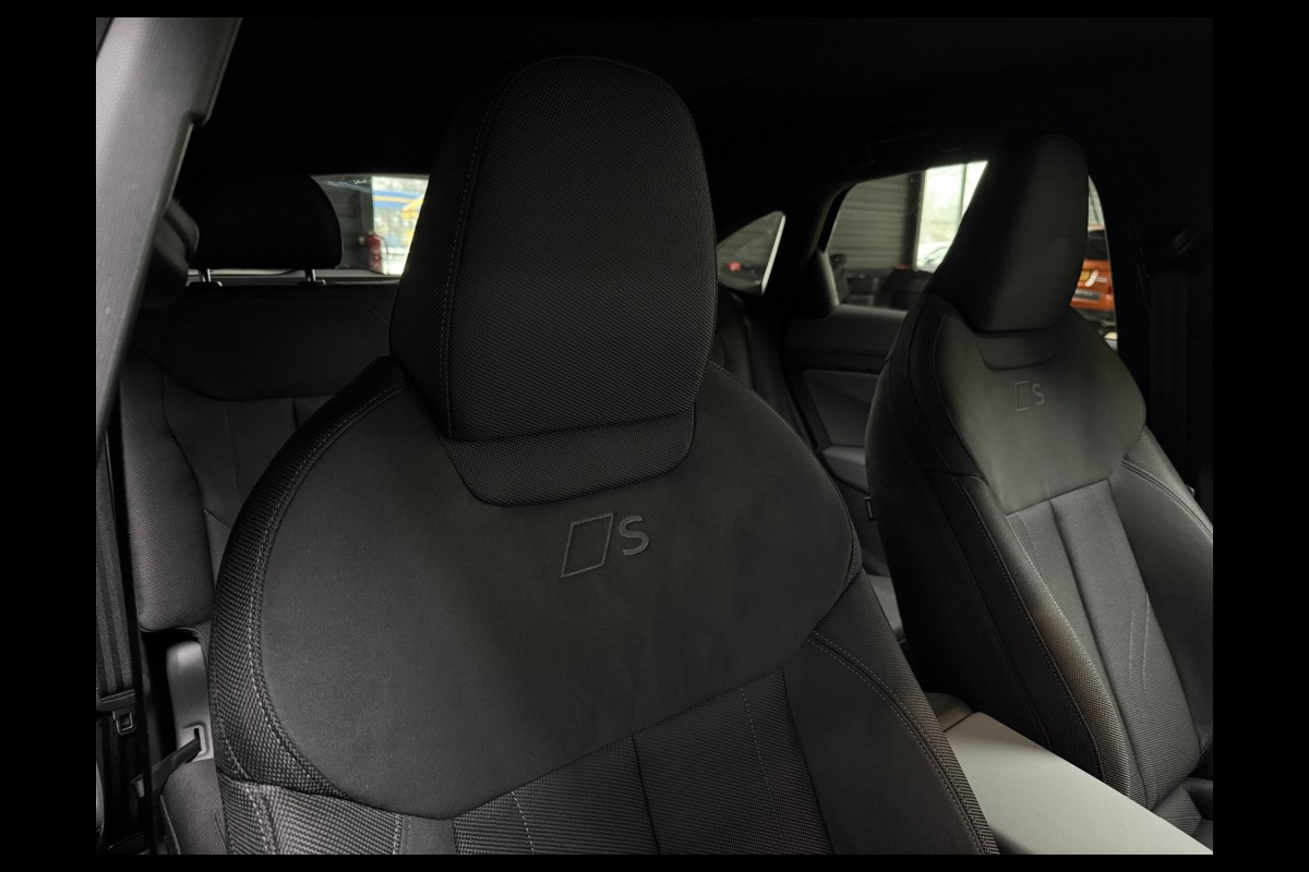 Audi Q3 Sportback Sportback 2xS-line e-hybrid 272 PK Tech plus Matrix Full LED Black Optik