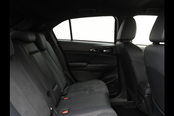 Mitsubishi Eclipse Cross 2.4 Black Edition Plug In Hybrid 188pk Dealer O.H. PHEV | Trekhaak | Adaptive Cruise | 360 Camera | Alcantara Sportstoelen & Stuur Verwarmd | Keyless | Blis | Navigatie Via TomTom | Apple Carplay | DAB |