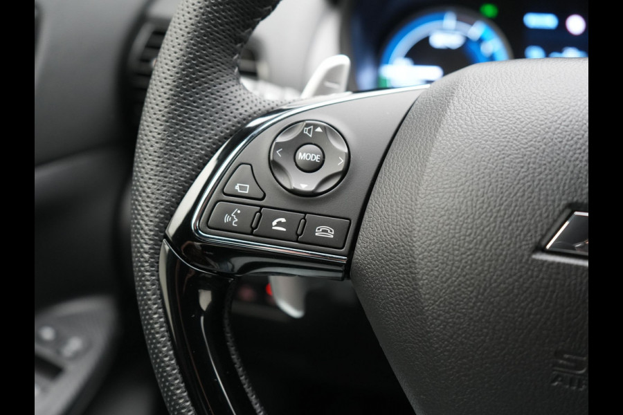 Mitsubishi Eclipse Cross 2.4 Black Edition Plug In Hybrid 188pk Dealer O.H. PHEV | Trekhaak | Adaptive Cruise | 360 Camera | Alcantara Sportstoelen & Stuur Verwarmd | Keyless | Blis | Navigatie Via TomTom | Apple Carplay | DAB |