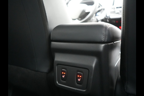 Mitsubishi Eclipse Cross 2.4 Black Edition Plug In Hybrid 188pk Dealer O.H. PHEV | Trekhaak | Adaptive Cruise | 360 Camera | Alcantara Sportstoelen & Stuur Verwarmd | Keyless | Blis | Navigatie Via TomTom | Apple Carplay | DAB |