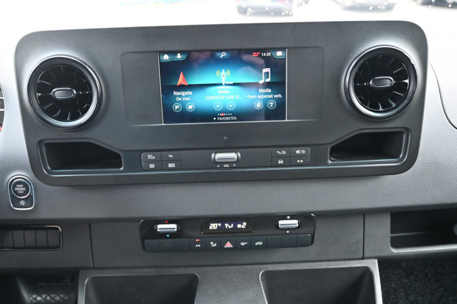 Mercedes-Benz Sprinter 519 CDI L3H2 3500 KG trekhaak, LED, Geveerde stoel