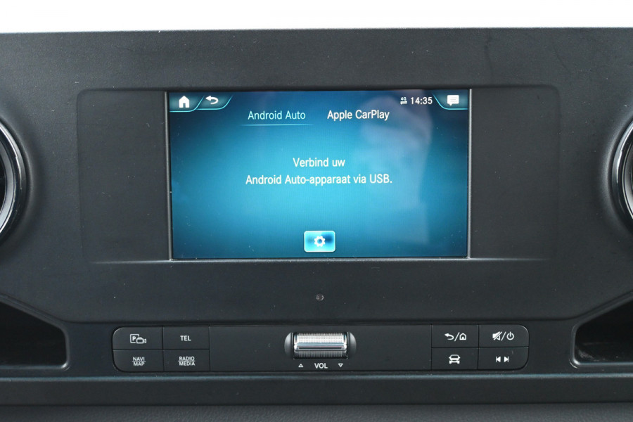 Mercedes-Benz Sprinter 519 CDI L3H2 3500 KG trekhaak, LED, Geveerde stoel