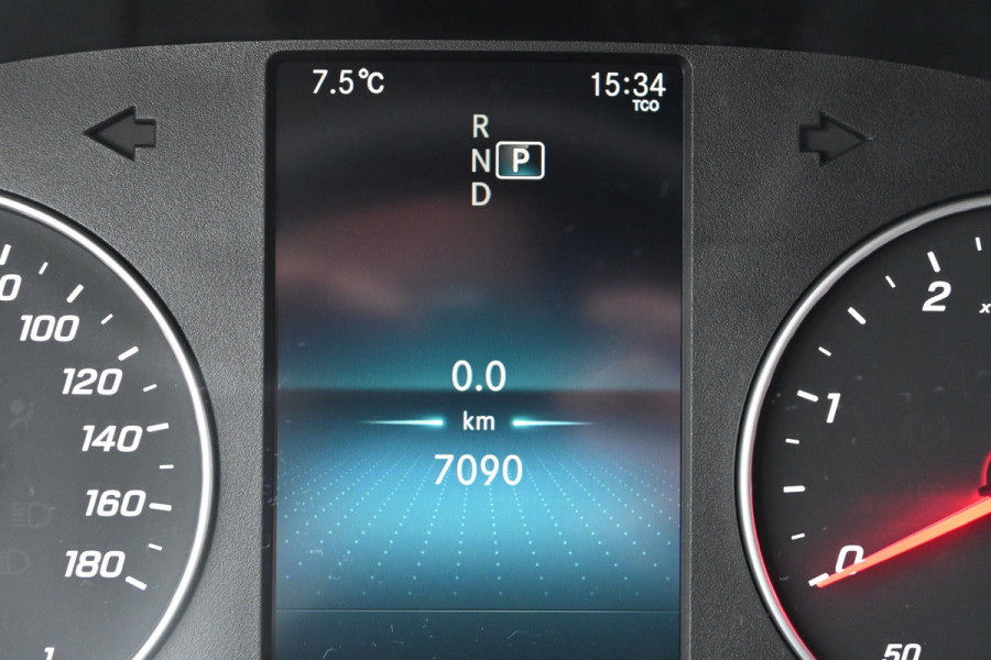 Mercedes-Benz Sprinter 519 CDI L3H2 3500 KG trekhaak, LED, Geveerde stoel