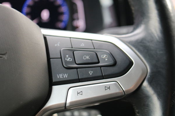 Volkswagen Transporter 2.0 TDI L2 H1 Bulli DC Automaat