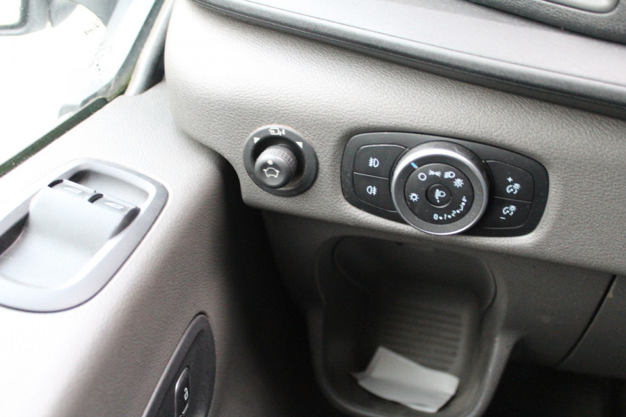 Ford Transit 350 2.0 TDCI 130PK E6 L3H3 Automaat Trend ✓ airco ✓ navigatie ✓ camera