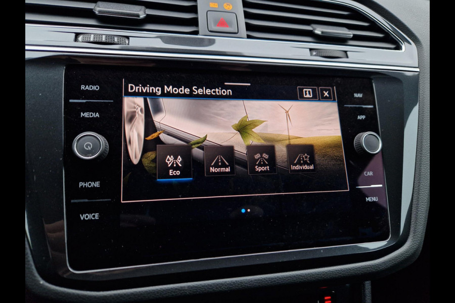 Volkswagen Tiguan 1.5 TSI DSG R-Line /Pano