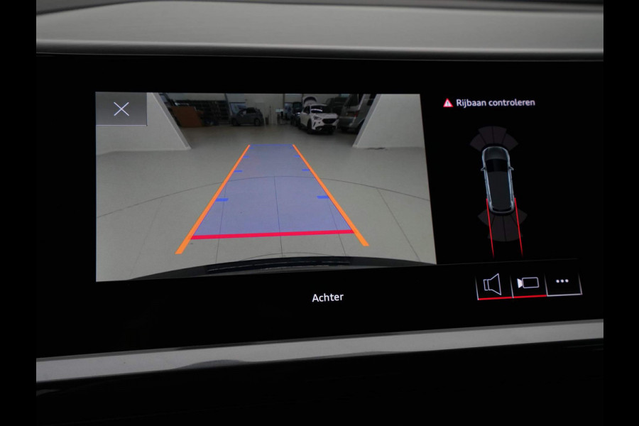 Audi Q4 e-tron 50 quattro S Line edition 77 kWh 300pk Navigatie Camera Acc Stoelverwarming Demo Roel