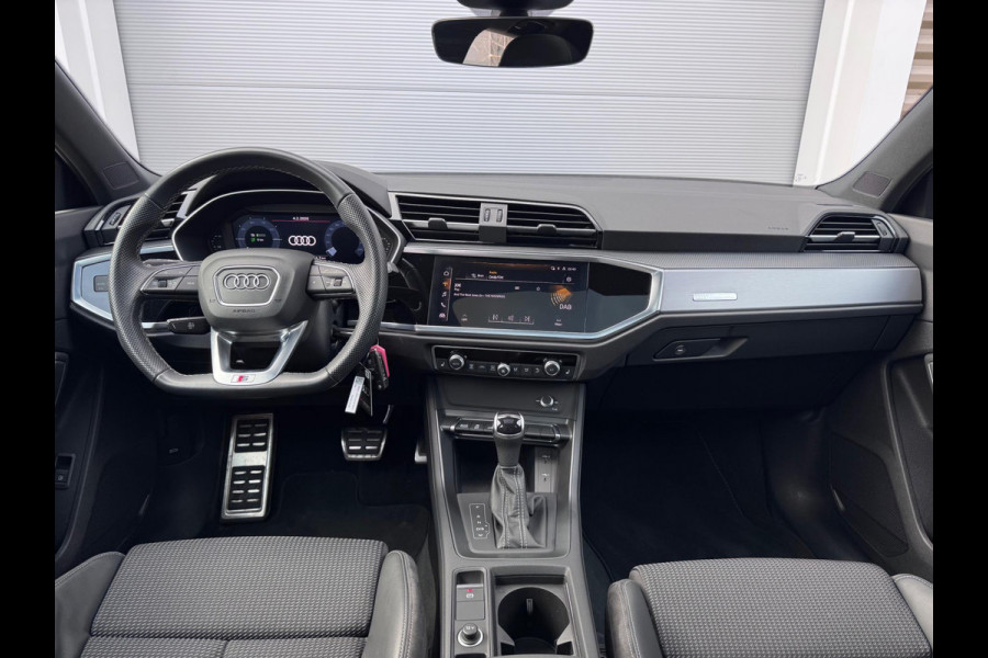Audi Q3 Sportback 45 TFSI e S Edition Pano/Matrix/Trekhaak