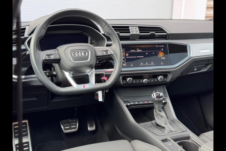 Audi Q3 Sportback 45 TFSI e S Edition Pano/Matrix/Trekhaak