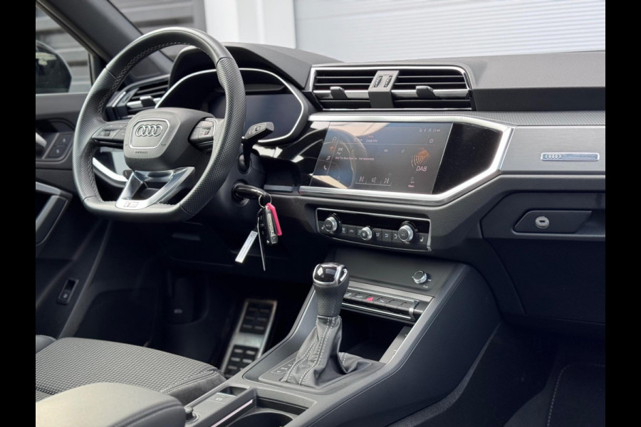 Audi Q3 Sportback 45 TFSI e S Edition Pano/Matrix/Trekhaak